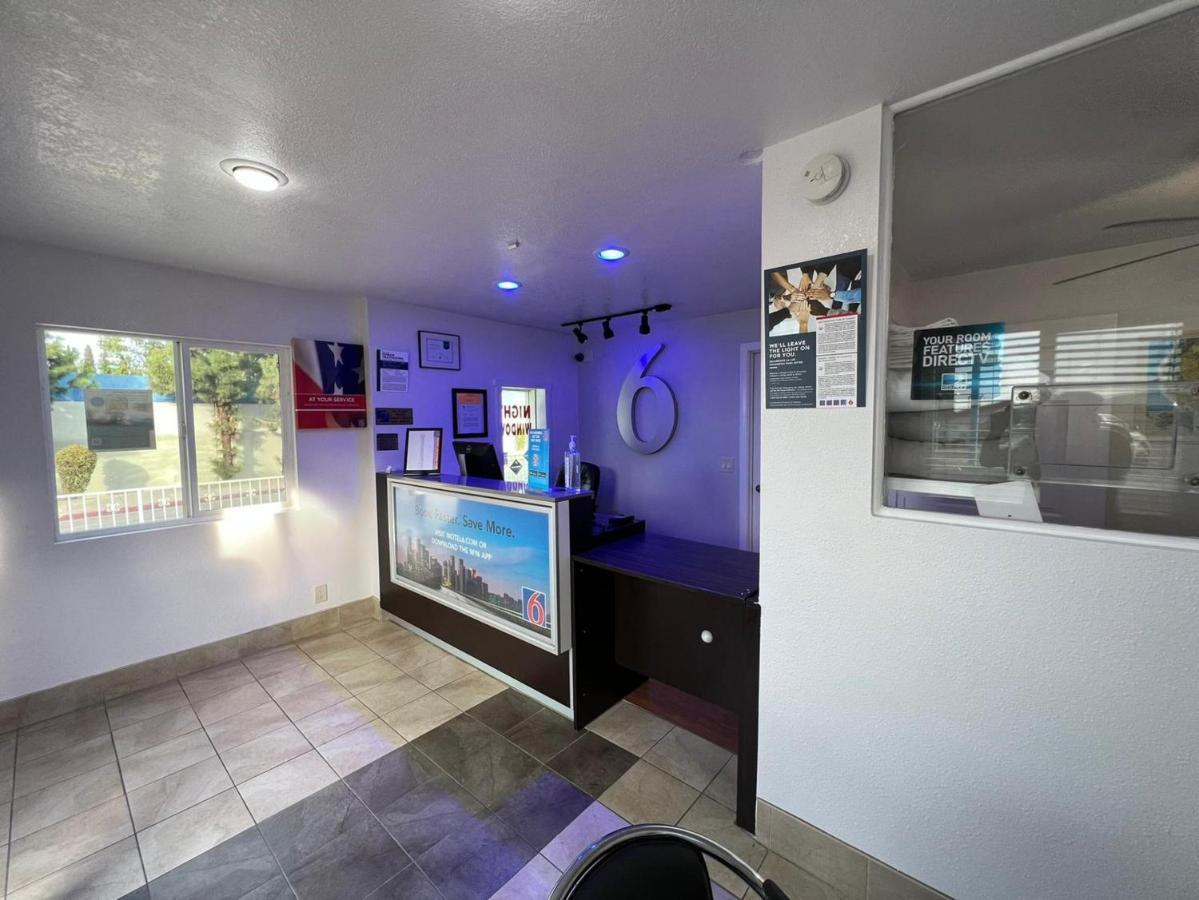 Motel 6-Orange, Ca - Anaheim Экстерьер фото