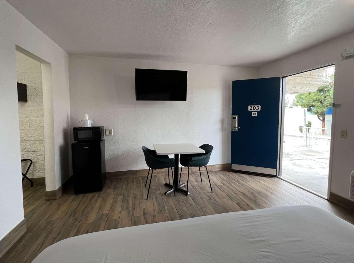 Motel 6-Orange, Ca - Anaheim Экстерьер фото