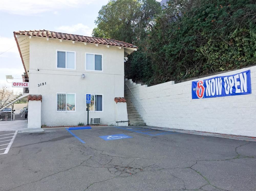 Motel 6-Orange, Ca - Anaheim Экстерьер фото