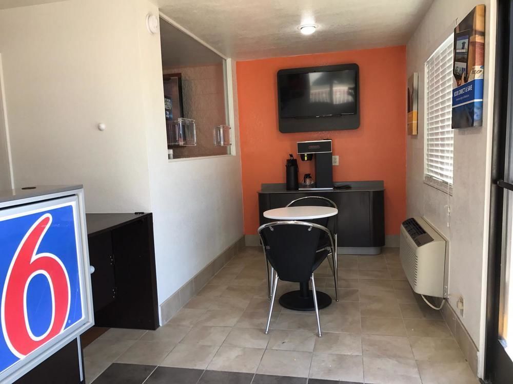 Motel 6-Orange, Ca - Anaheim Экстерьер фото